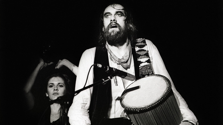 Mick Fleetwood and Stevie Nicks playing live