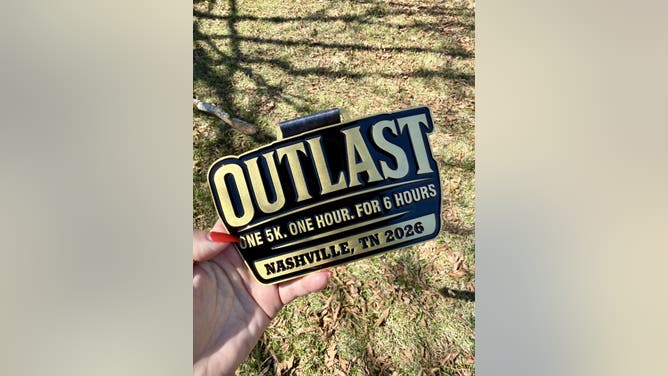 Alie Earle Knows New Business in Her Underwear, Abby Hornacek Gets a Suplex & SNAKES!