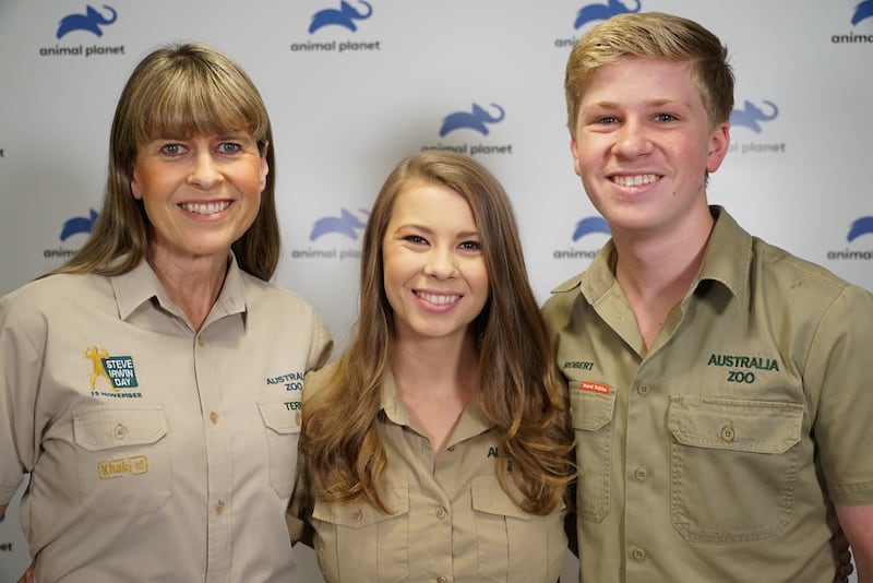 Bindi Irwin with mother Terri and brother Robert at the launch of their family show in London in 2018.
